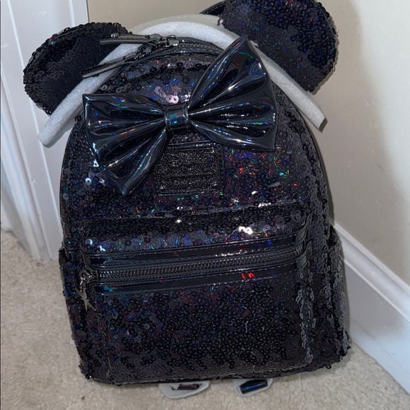 Loungefly Black Sequin Mickey Mouse Ears Backpack - Picture 5 of 5